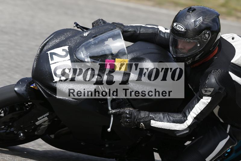 /08 17.04.2026  TZ Motorsport ADR/Gruppe gelb/26